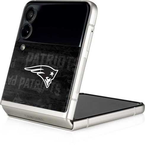 NFL New England Patriots Black & White Galaxy Z Flip4 5G Skin